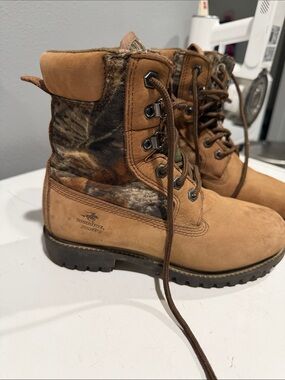 Winchester Kids' Tan Camo Lace-Up Boots